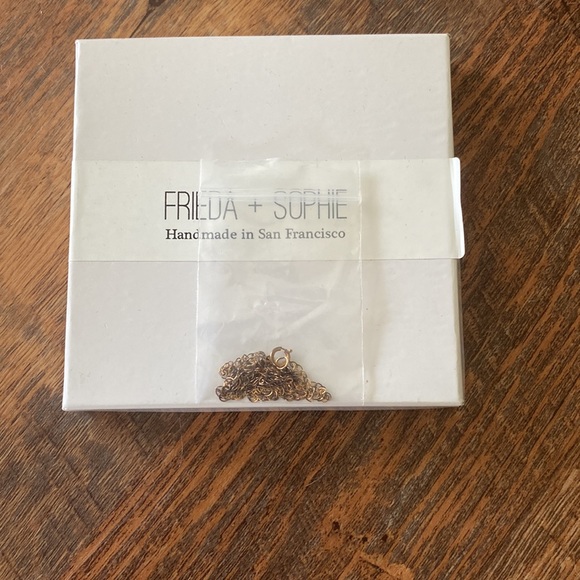 Gold Dipped Quartz Necklace Pendant - Picture 5 of 5